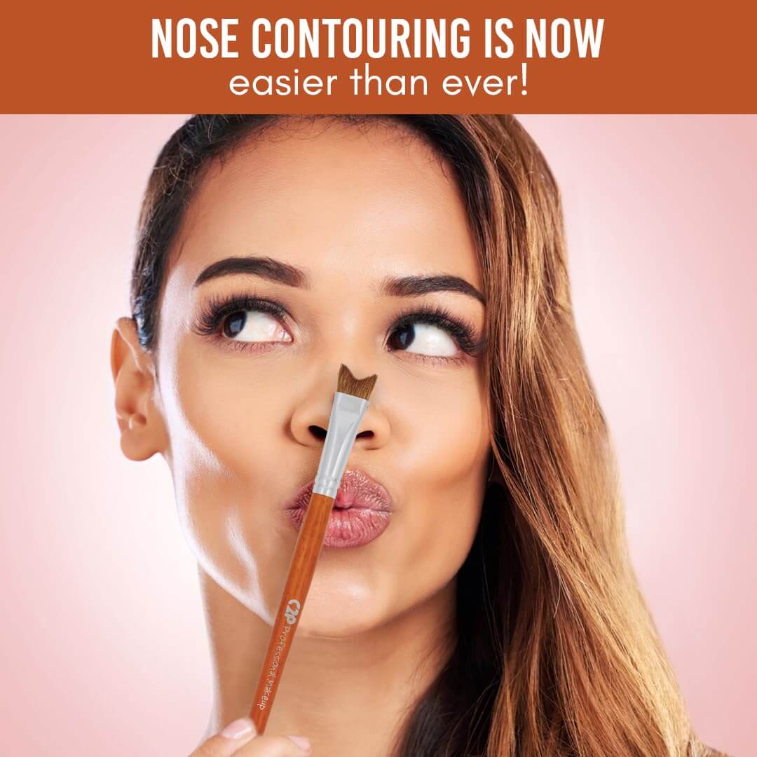 NOSE CONTOUR BRUSH 10